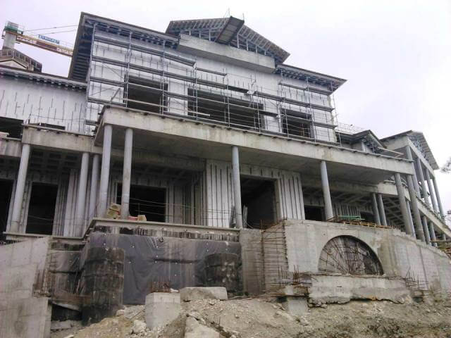 Парадный вход. Фото: uapress.info