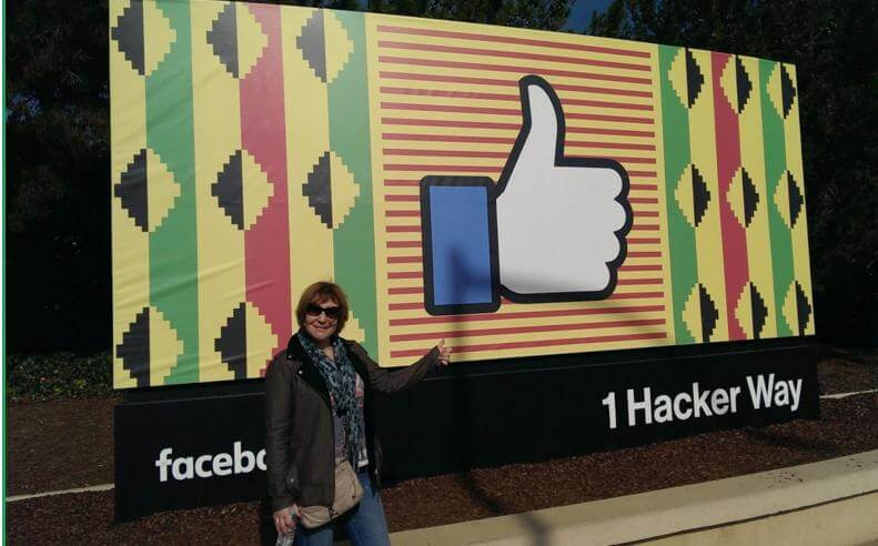 Сотрудникам Facebook разрешают приводить гостей на экскурсию в штаб-квартиру IT-гиганта. Фото автора