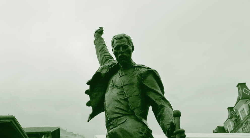 Памятник Фредди Меркьюри в швейцарском городе Монтре. Фото: depositphotos