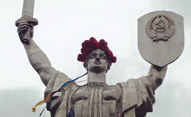 Монумент "Родина-мать" Фото: Ekaterina Sergatskova / facebook.com