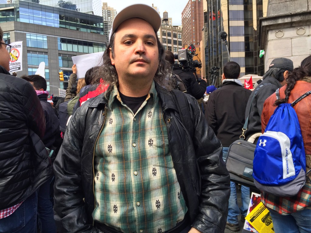 Alexander Jacobson came to the rally against Trump in New York. Photo by Denis Cheredov