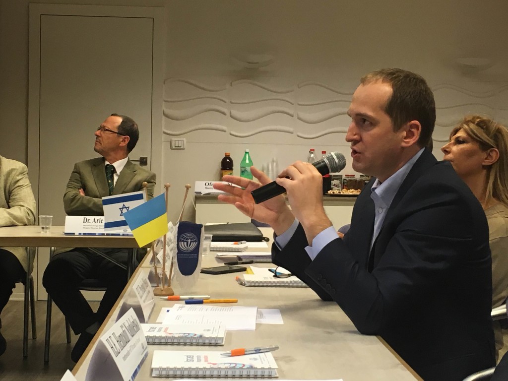 Министр агрополитики Украины Алексей Павленко выступает в Израиле. Фото: Сергей Братчук.