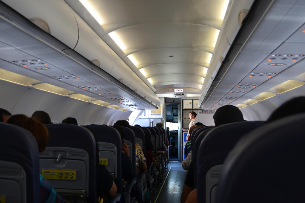 US airlines are canceling fees for food, drinks and videos on board Photo: depositphotos