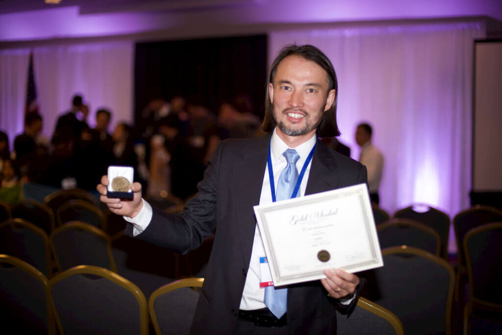 Абылай Оспан является выпускником химического факультета МГУ и основателем компании NetUP. Фото: из личного архива А. Оспана