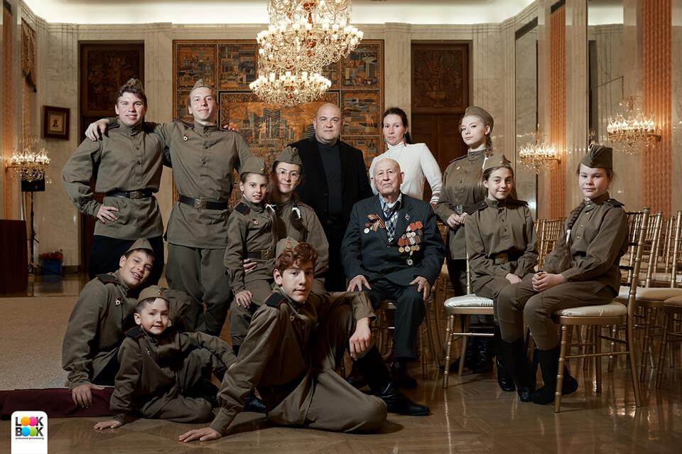 Spirit of the Elbe wreath-laying ceremony Фото: Русская молодёжь Америки