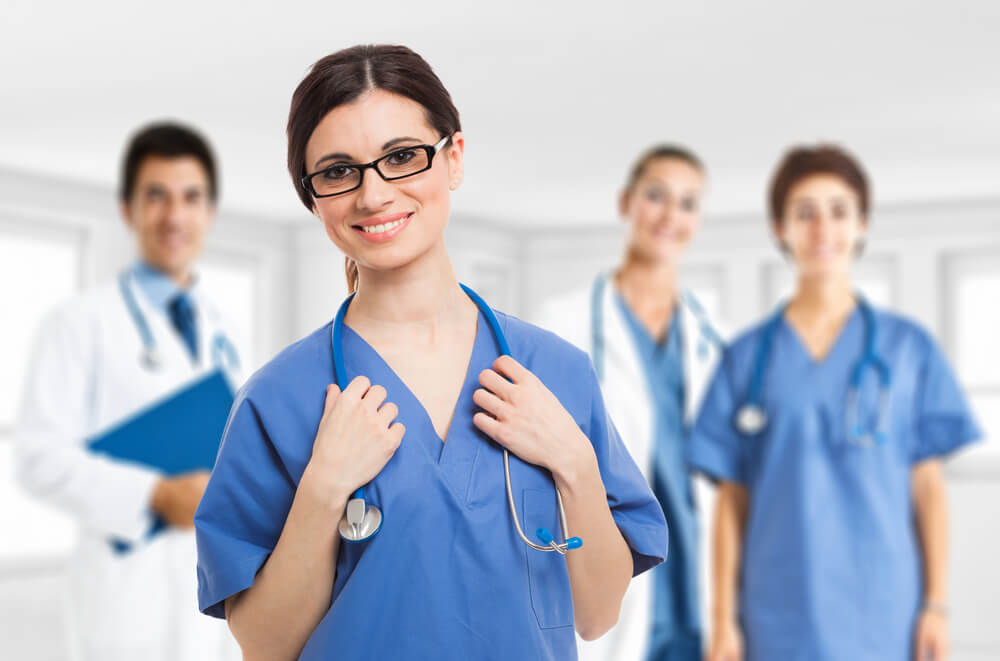 Как стать медсестрой (Registered Nurse) в США / Зарплата в разных штатах - ForumDaily