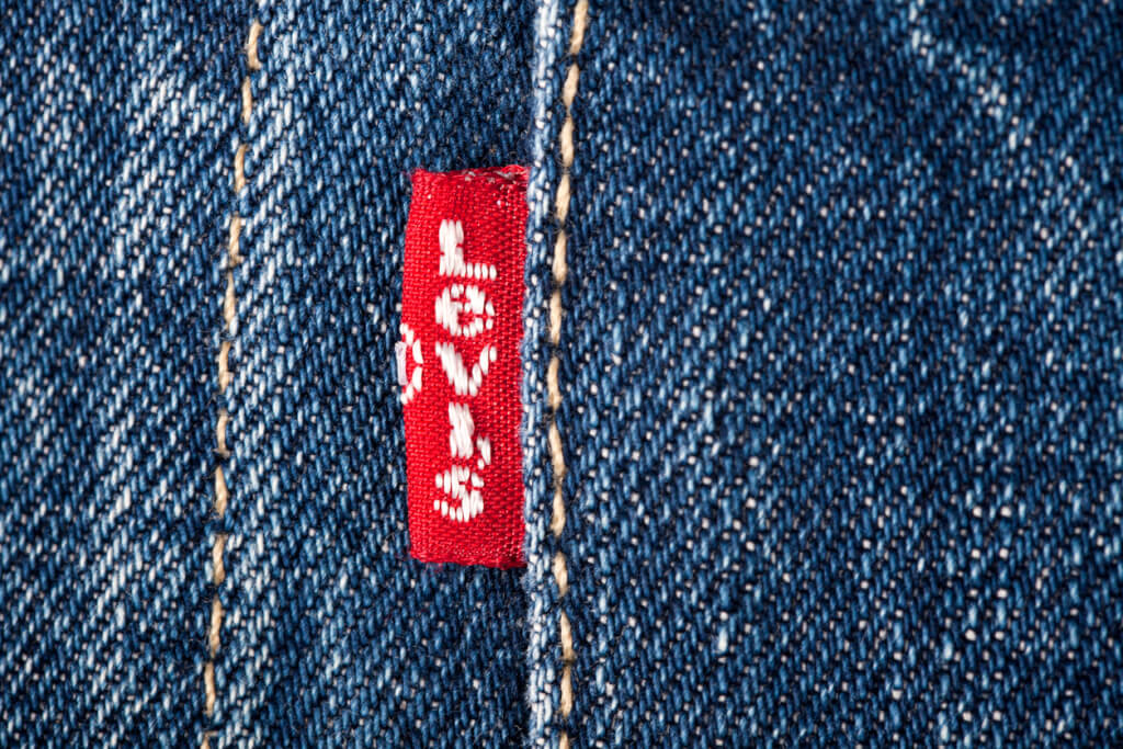 150-year-old Levi's jeans found in a mine sold at auction for $ 87 -  ForumDaily