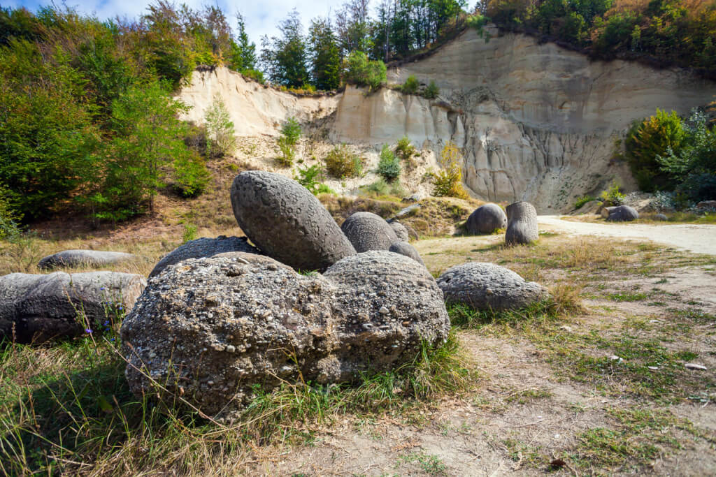 Камни Трованты. Растущие камни в Румынии. Где живут камни