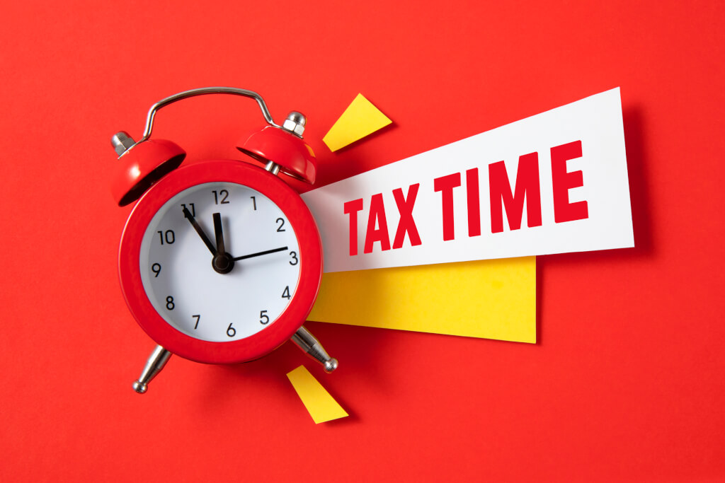IRS обнародовала календарь нового налогового сезона: когда начнут принимать  декларации за 2023 год - ForumDaily