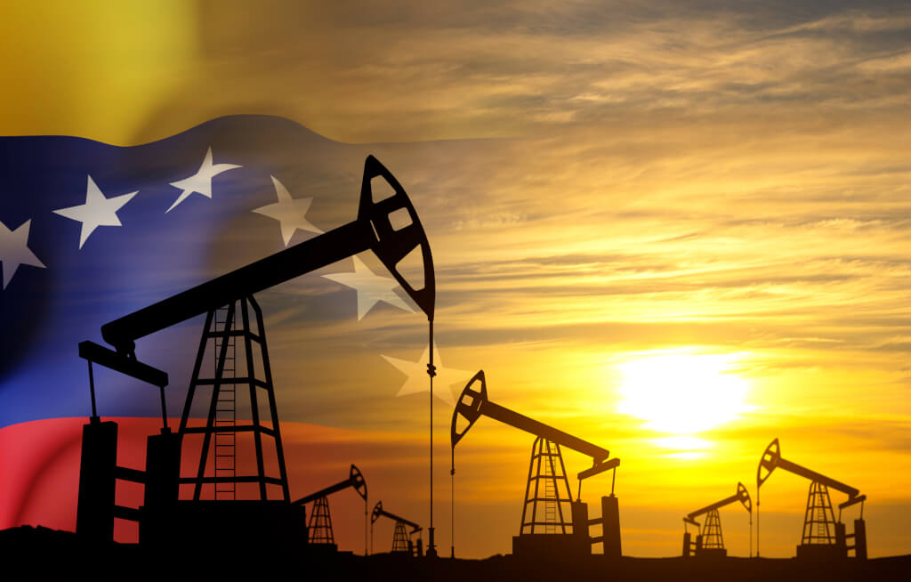 Photo: forumdaily.com Venezuela Grants Oil Fields to US Firm, Replacing Russian and Chinese Operators